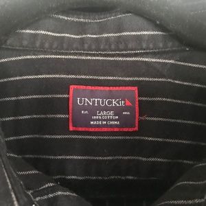 UNTUCKit men’s Large dress shirt